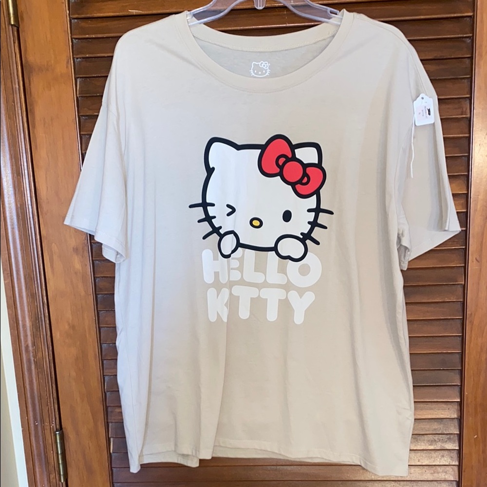 NEW Hello Kitty T-Shirt